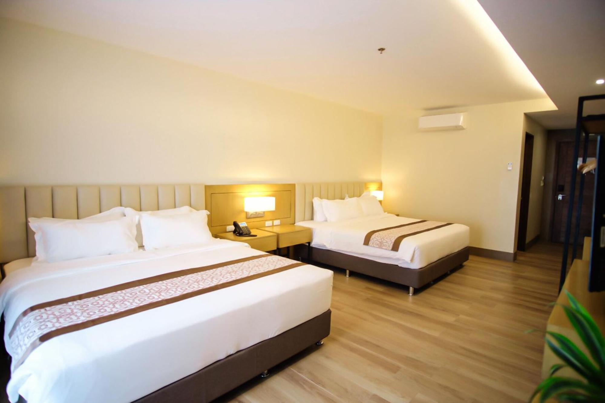 Citi Park Hotel Cebu Powered By Cocotel Exterior photo